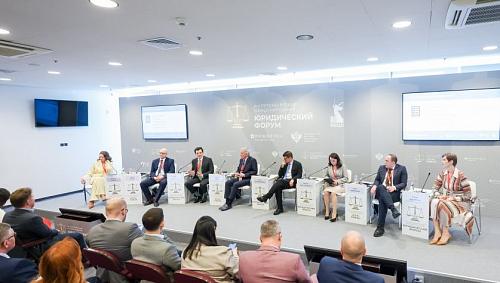 Сессия АЕБ «Групповые иски: что ожидает бизнес» 