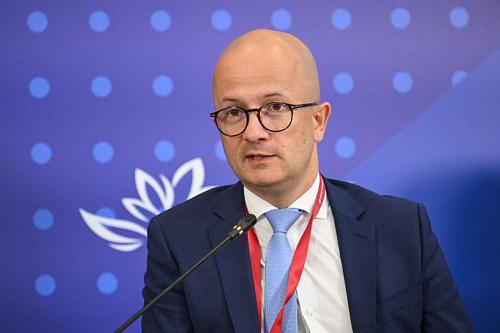 Tadzio Schilling Joins International Aviation Discussion at EEF